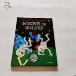 Noche de golpes